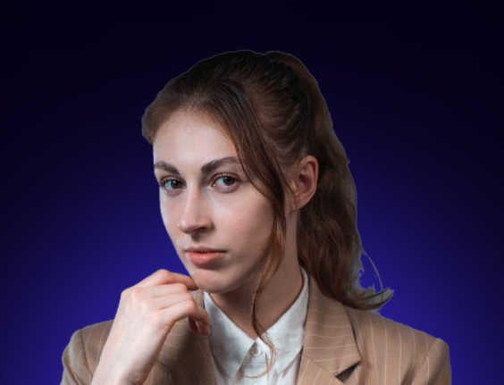 АЛИНА КАКИЧЕВА